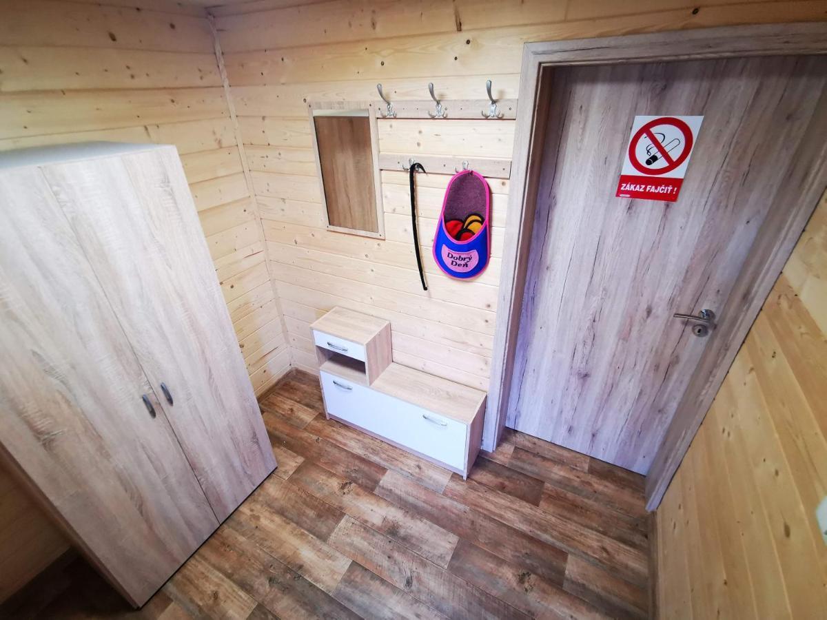 Chata Baska Na Liptove S Vlastnym Dvorom Liptovský Mikuláš Exterior foto