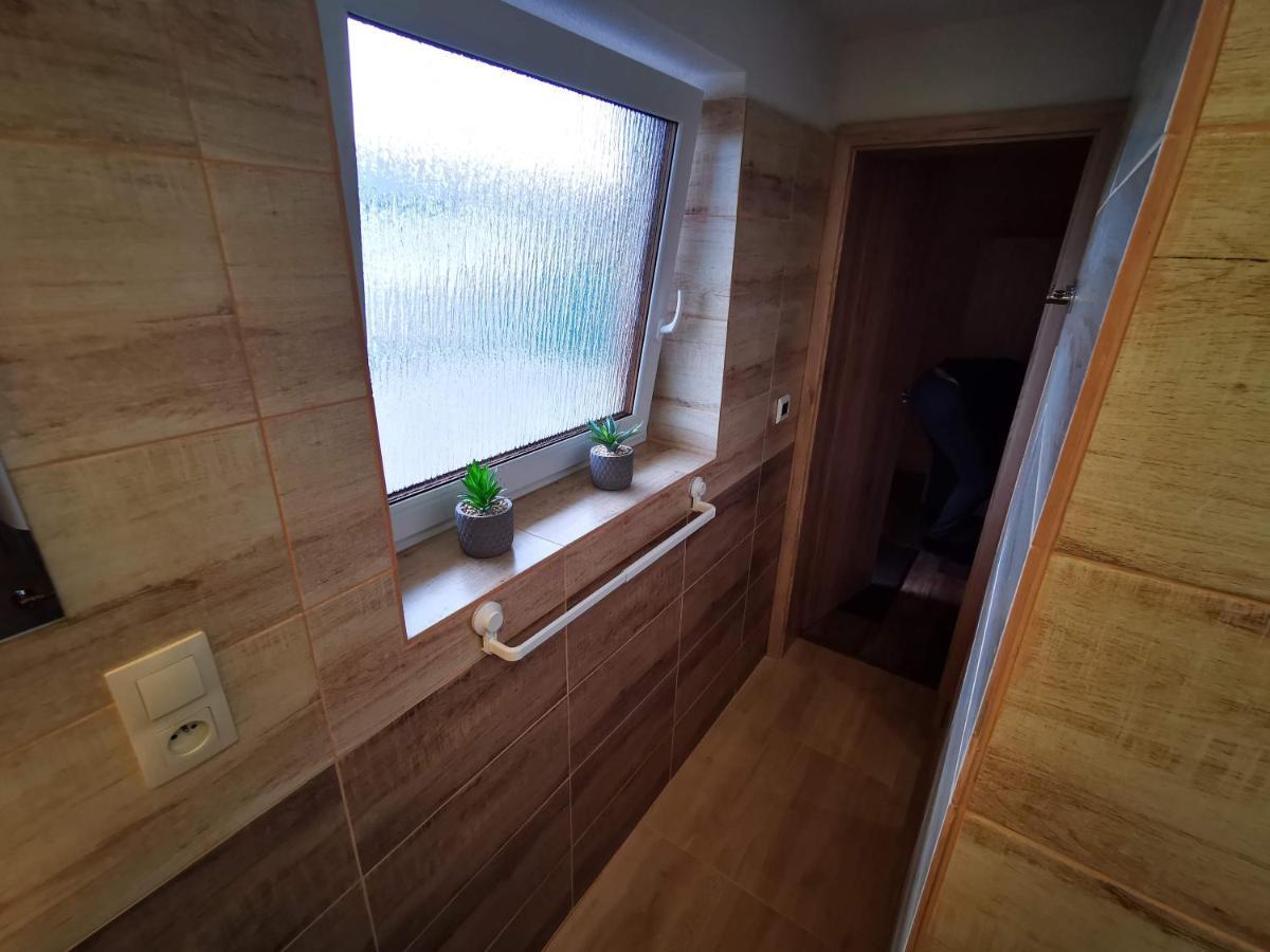 Chata Baska Na Liptove S Vlastnym Dvorom Liptovský Mikuláš Exterior foto