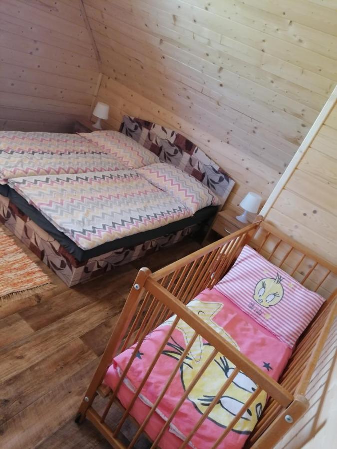 Chata Baska Na Liptove S Vlastnym Dvorom Liptovský Mikuláš Exterior foto